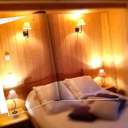 Maison Spacieuse Avec Piscine Et Vue Sur Jardin A Vakantiehuis *