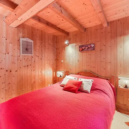 Maison Spacieuse Avec Piscine Et Vue Sur Jardin A * Fourches