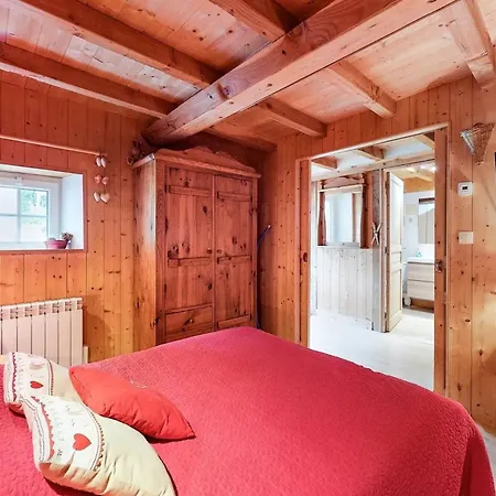 Maison Spacieuse Avec Piscine Et Vue Sur Jardin A Semesterbostad *