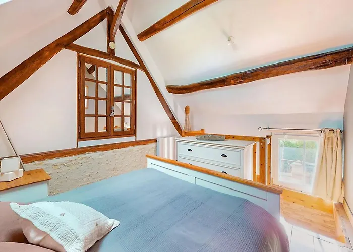 Сasa de vacaciones Maison Spacieuse Avec Piscine Et Vue Sur Jardin A Fourches