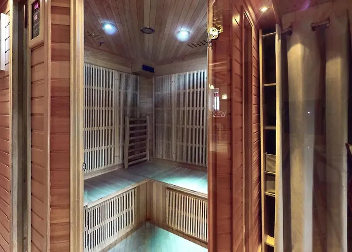 Сasa de vacaciones Maison Spacieuse Avec Piscine Et Vue Sur Jardin A